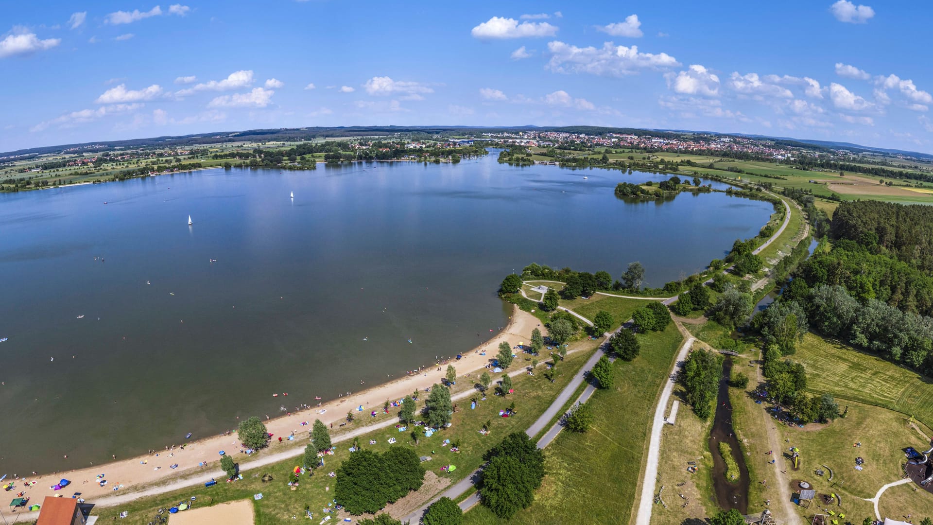 Altmühlsee: Wer Erholung und Bademöglichkeiten im Süden Deutschlands sucht, ist hier richtig.