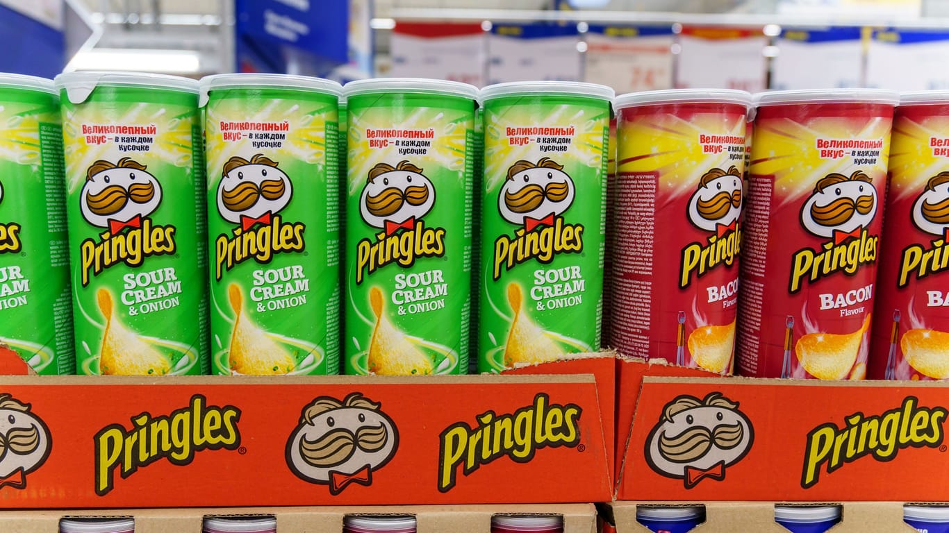 Pringels-Chips in einem russischen Supermarkt: Kellogg's hat das Land im Dezember 2022 verlassen.