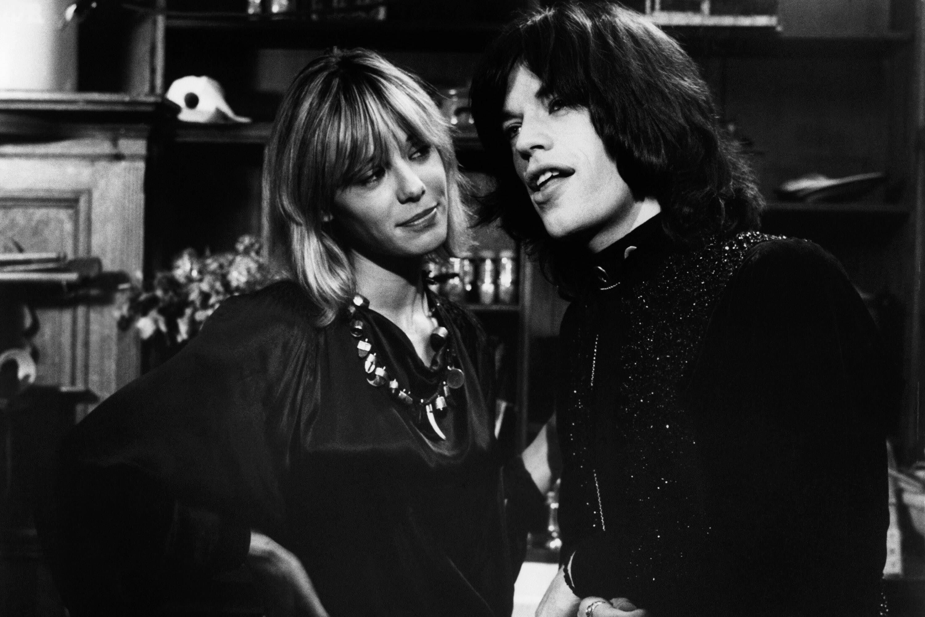 Fotoshow Mit wem bandelte Mick Jagger alles an?