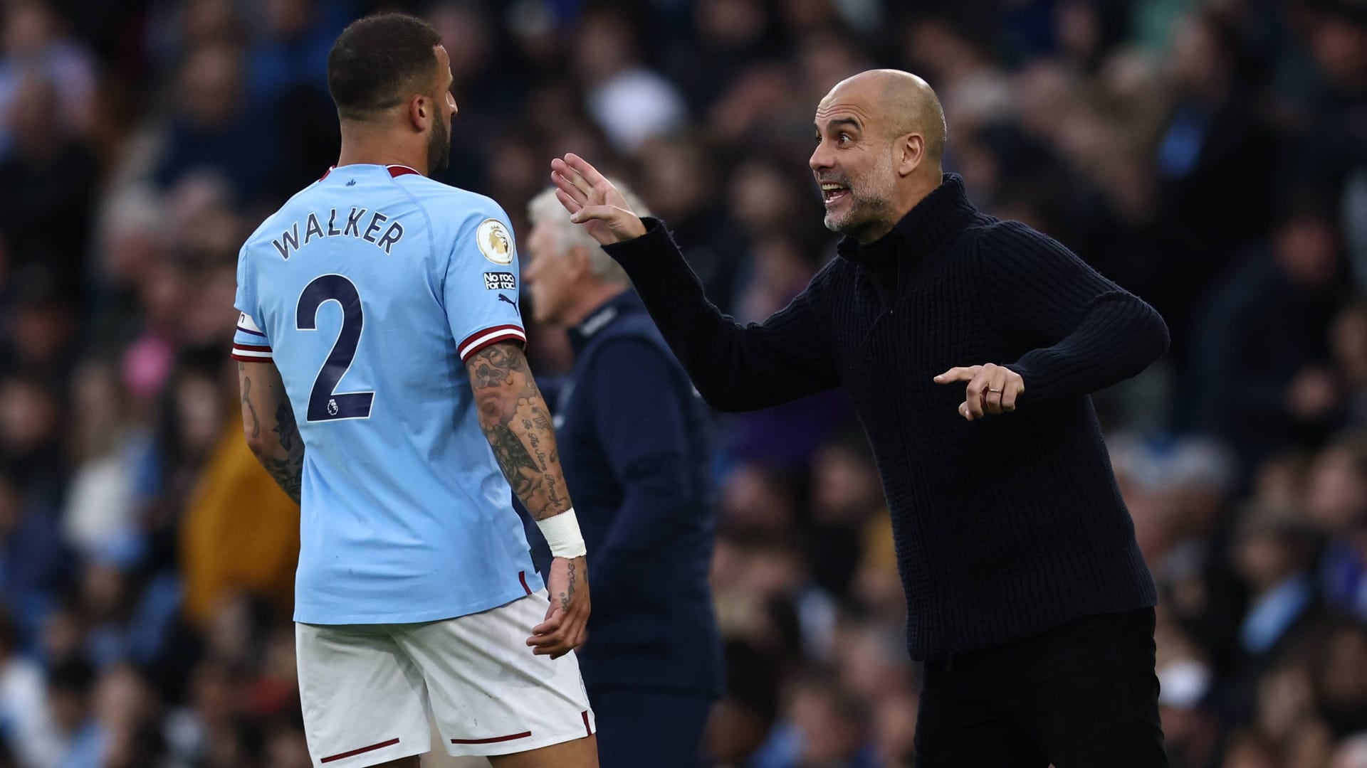 Für einen Wechsel nach München muss auch City-Trainer Pep Guardiola (r.) eine Zusage geben.