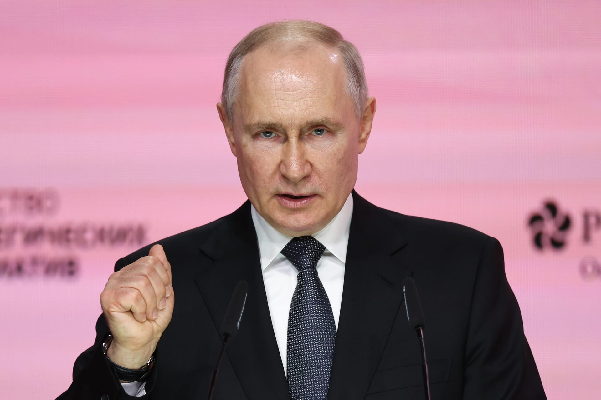 Wladimir Putin: Russlands Präsident spielt das Atomwaffenarsenal gegen den Westen aus.