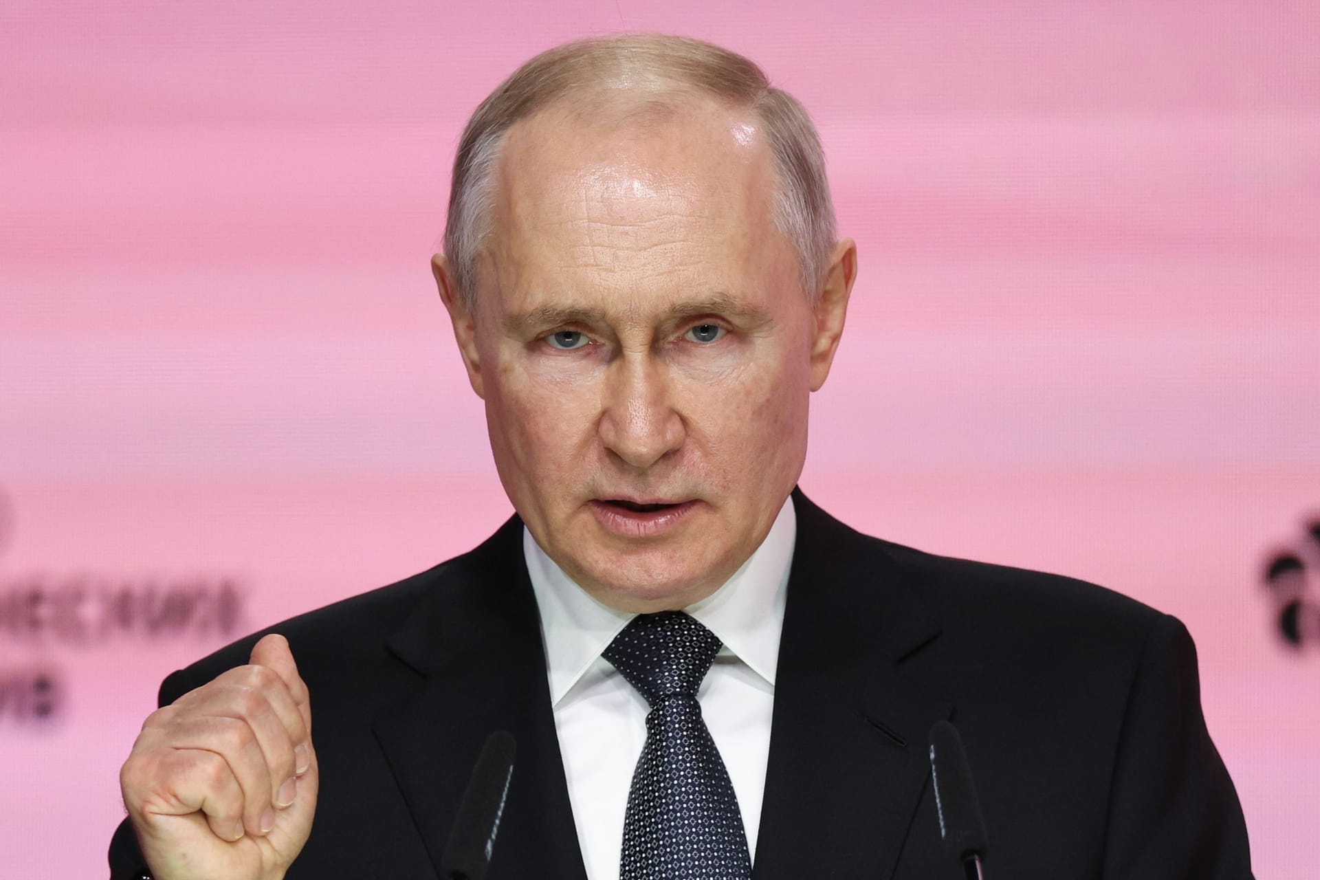 Wladimir Putin: Russlands Präsident spielt das Atomwaffenarsenal gegen den Westen aus.