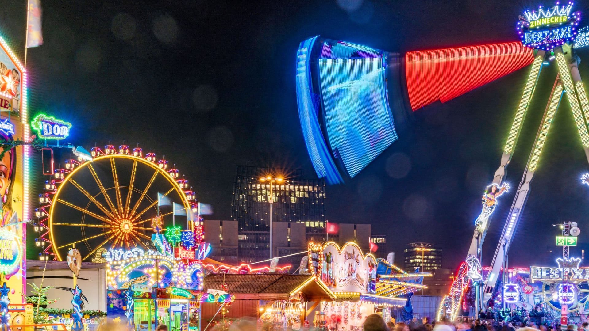 Hamburger Dom: Das Volksfest findet dreimal im Jahr über mehrere Wochen statt.