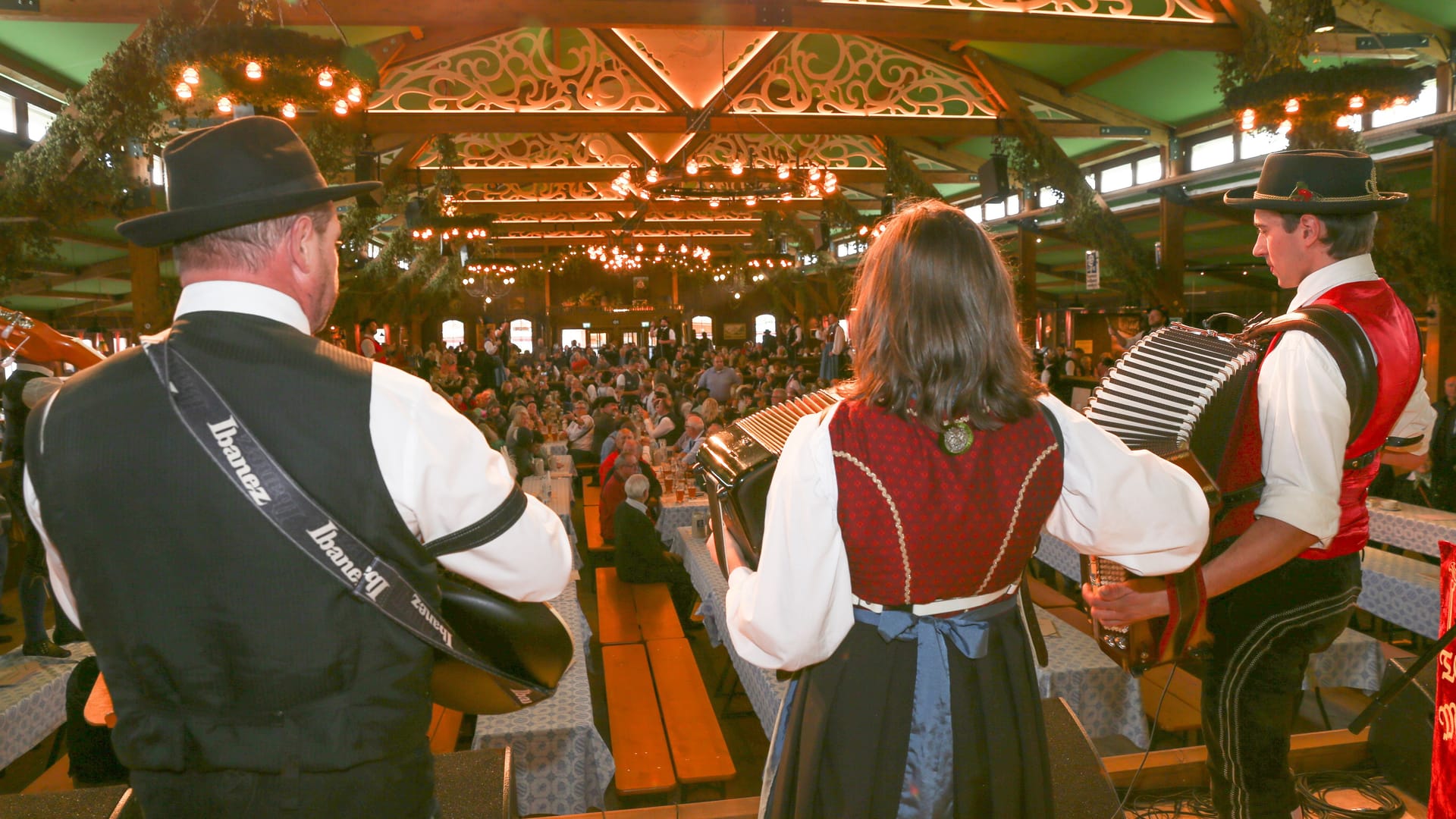 Das Volkssängerzelt "Schützenlisl" auf der Oidn Wiesn (Archivfoto).