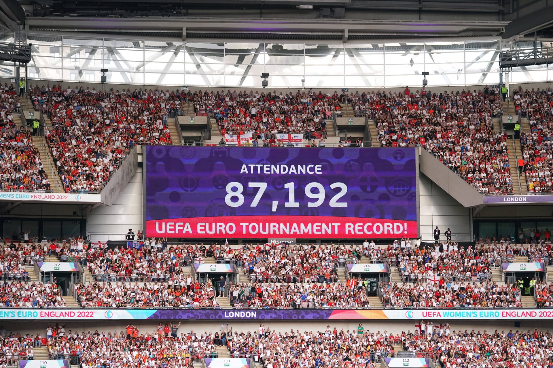 Zuschauermagnet: Publikumsrekord beim EM-Finale 2022 zwischen Gastgeber England und Deutschland im Londoner Wembleystadion.
