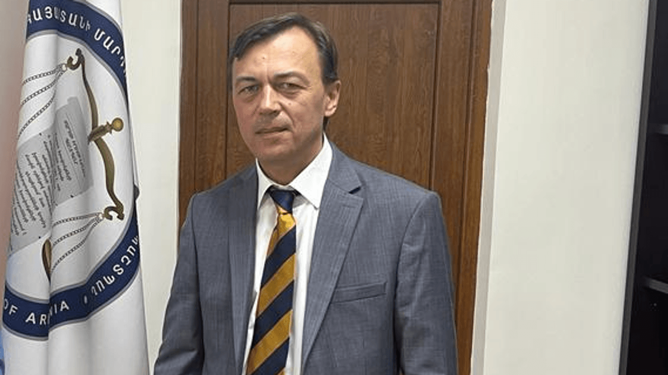Oleksandr Senchenko: Der Botschafter Kiews in Armenien starb in einem See.