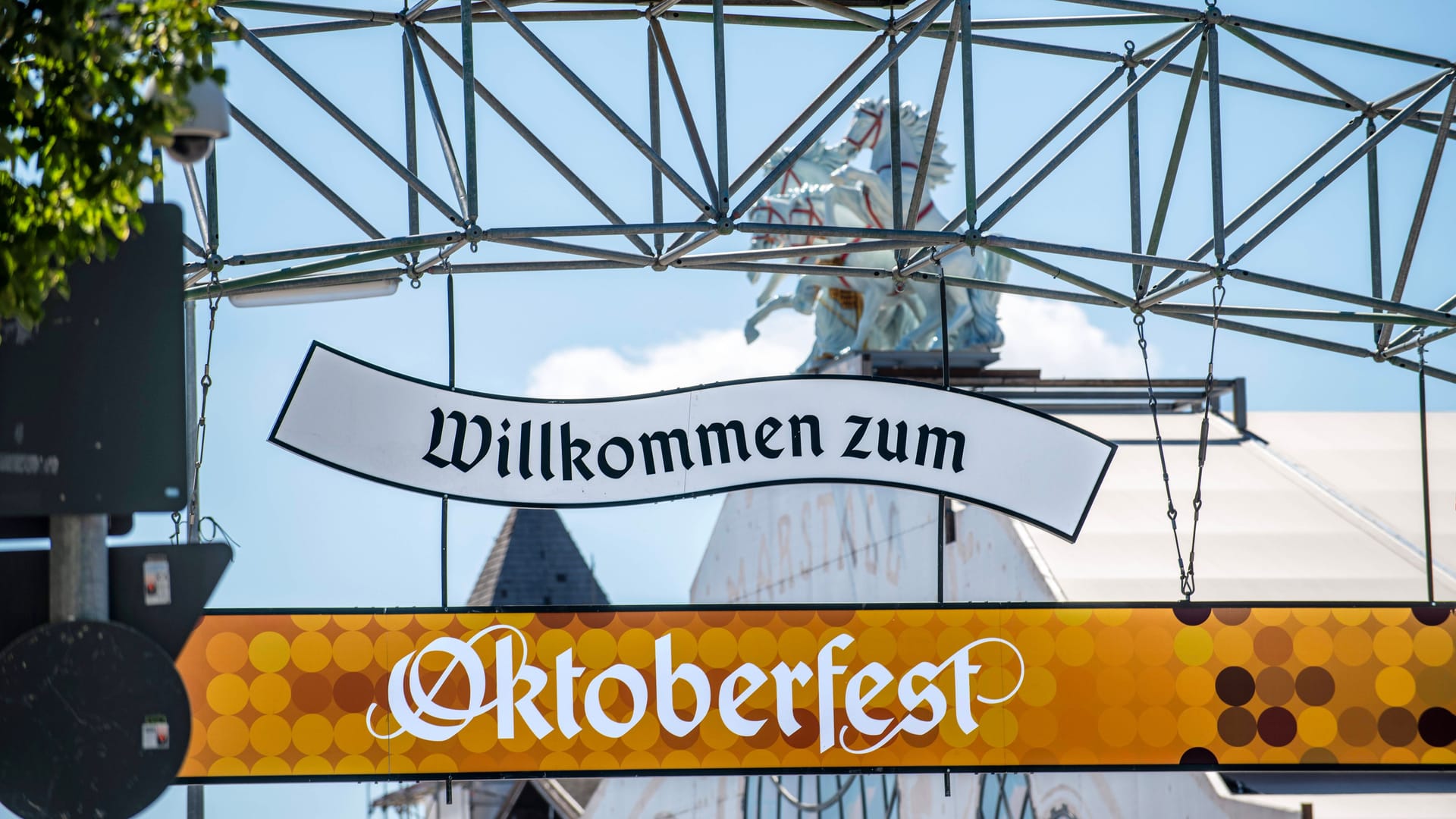 Willkommen zum Oktoberfest: Experten blicken auf die Infektionslage der Wiesn in diesem Jahr. Willkommen zum Oktoberfest: Experten blicken auf die Infektionslage der Wiesn in diesem Jahr.