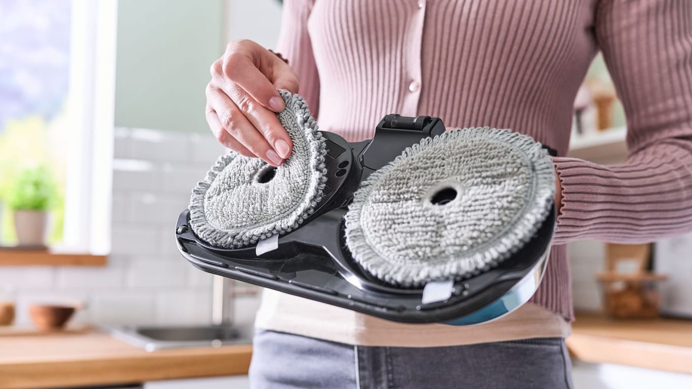 Die Wischpads von Boschs kabellosem Wisch-Staubsauger sind abnehmbar und können in der Waschmaschine gereinigt werden.