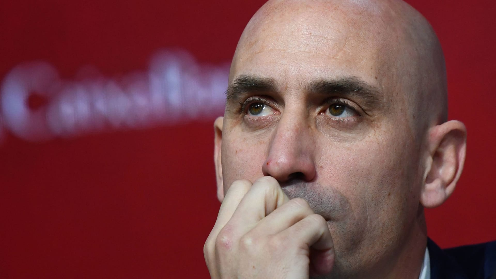 Luis Rubiales: Der Druck auf den früheren spanischen Verbandspräsidenten wächst und wächst.