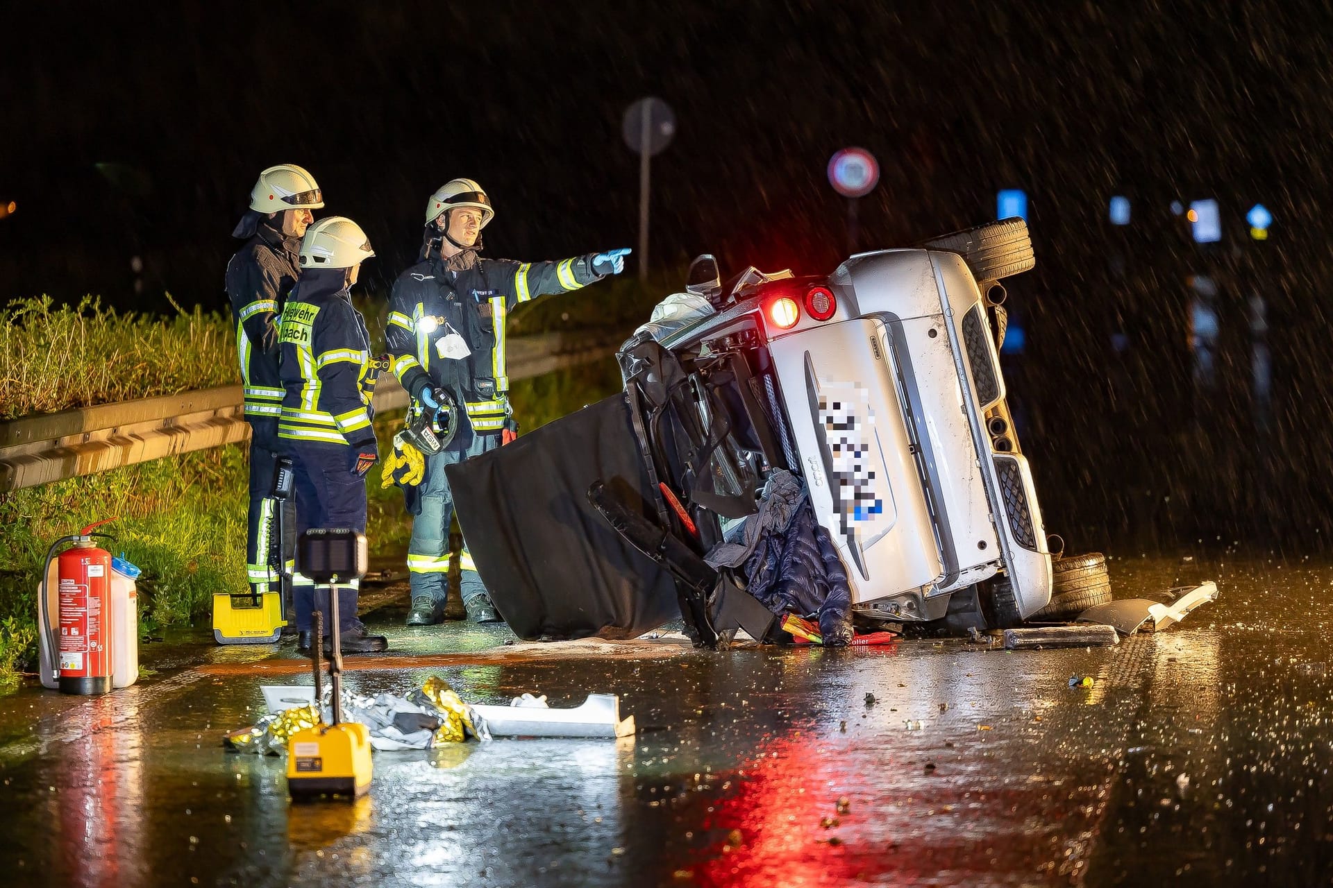 Unfallstelle im Main-Taunus-Kreis: Der Verletzte wurde ins Krankenhaus gebracht.