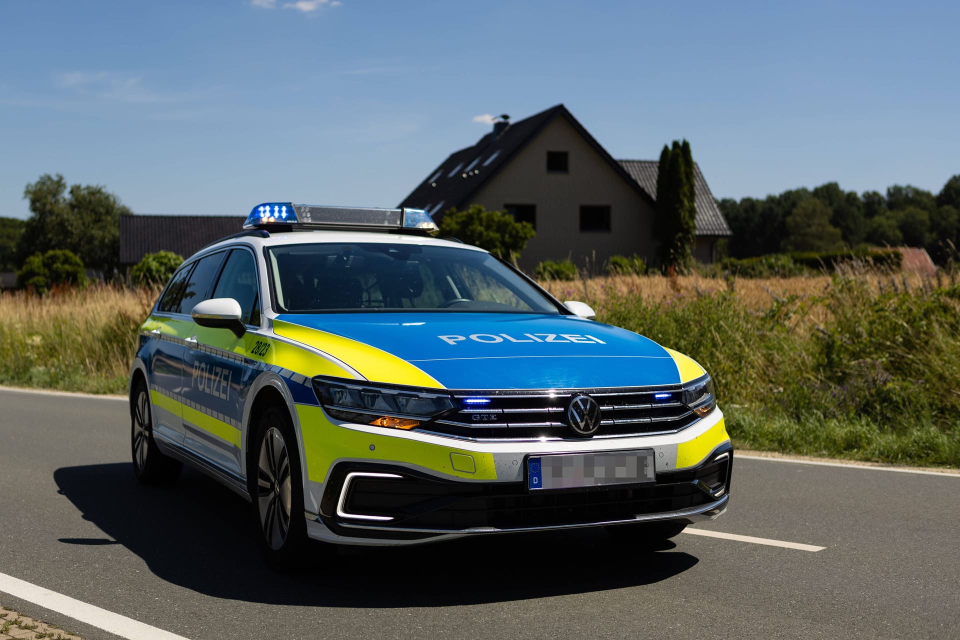 Polizei in Niedersachsen (Symbolfoto): Die Beamten suchen Zeugen der Attacke.