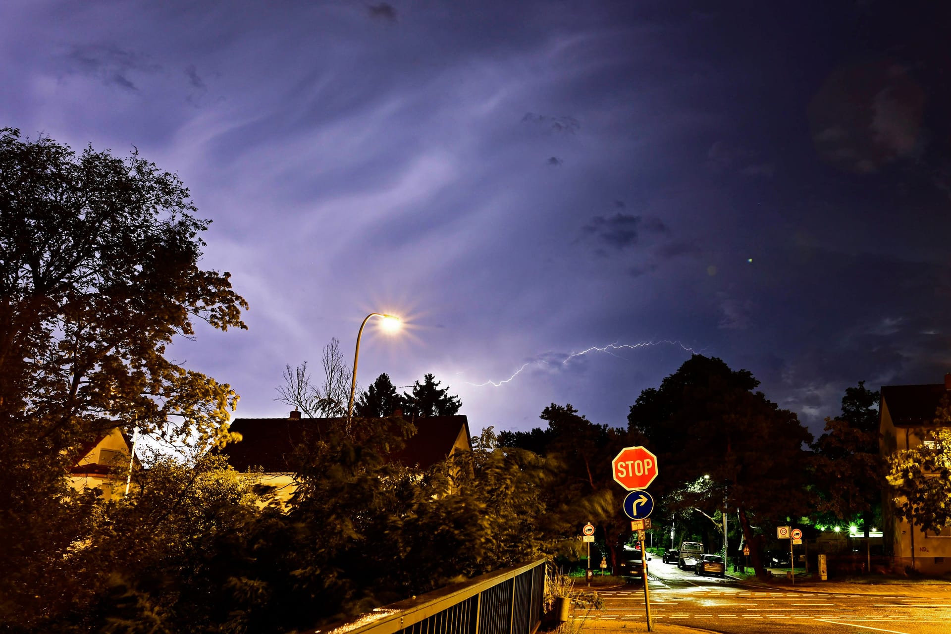 Unwetter im Südwesten am Abend: Große Schäden blieben in der Nacht aus.