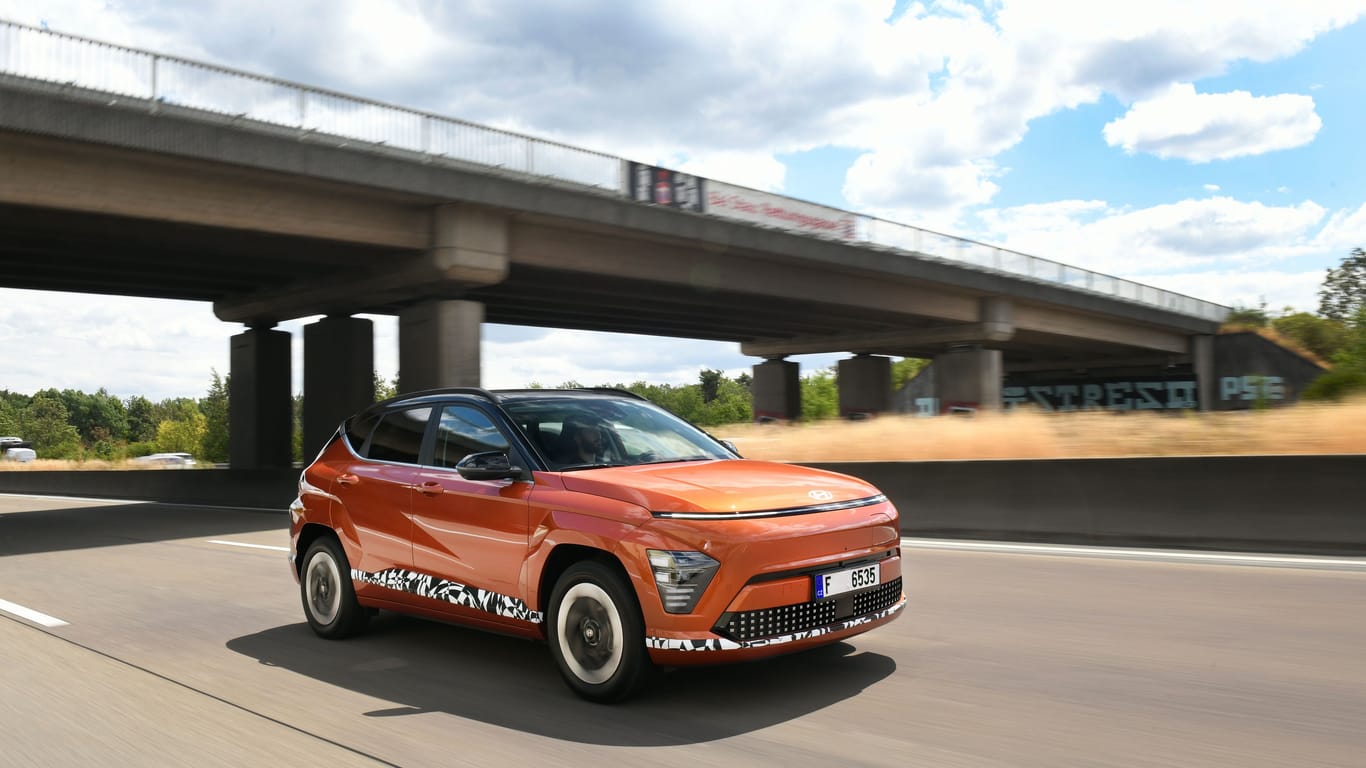 Hyundai Kona-e: Der Kleinwagen kann nun auch abgasfrei fahren.