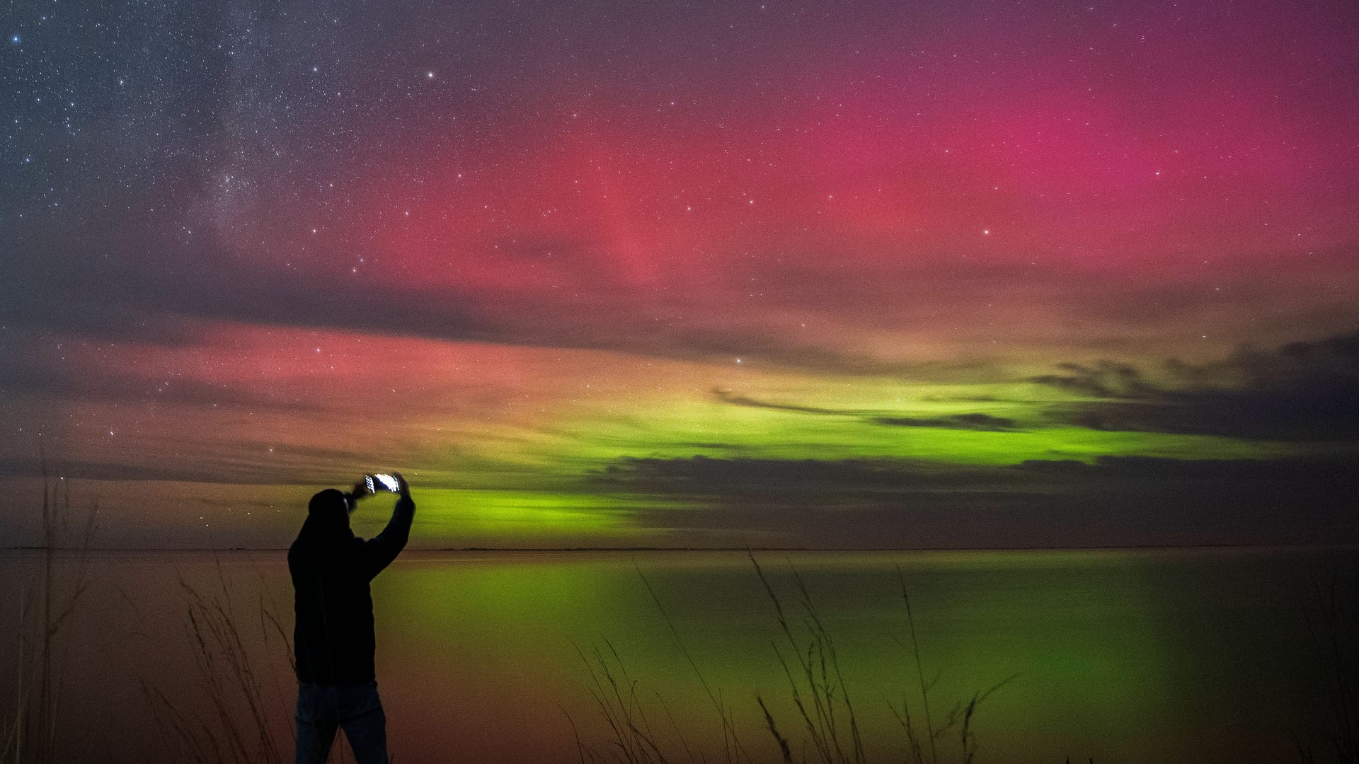 Polarlichter am Himmel: Sonnenstürme können auch diesen schönen Effekt haben.