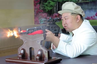Kim Jong Un: Nach Angaben der staatlichen Nachrichtenagentur besuchte er in der vergangenen Woche Munitionsfabriken.