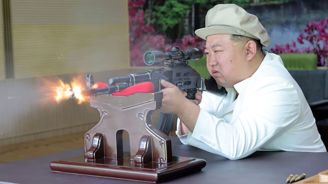 Kim Jong Un: Nach Angaben der staatlichen Nachrichtenagentur besuchte er in der vergangenen Woche Munitionsfabriken.