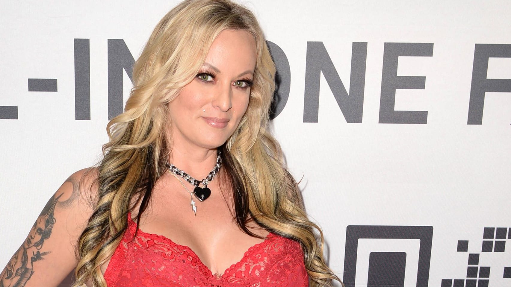 Die Pornodarstellerin Stormy Daniels bei einer Veranstaltung in Miami: Sie bereut inzwischen eine Aussage, die sie über Trumps Körper verbreitet hat.