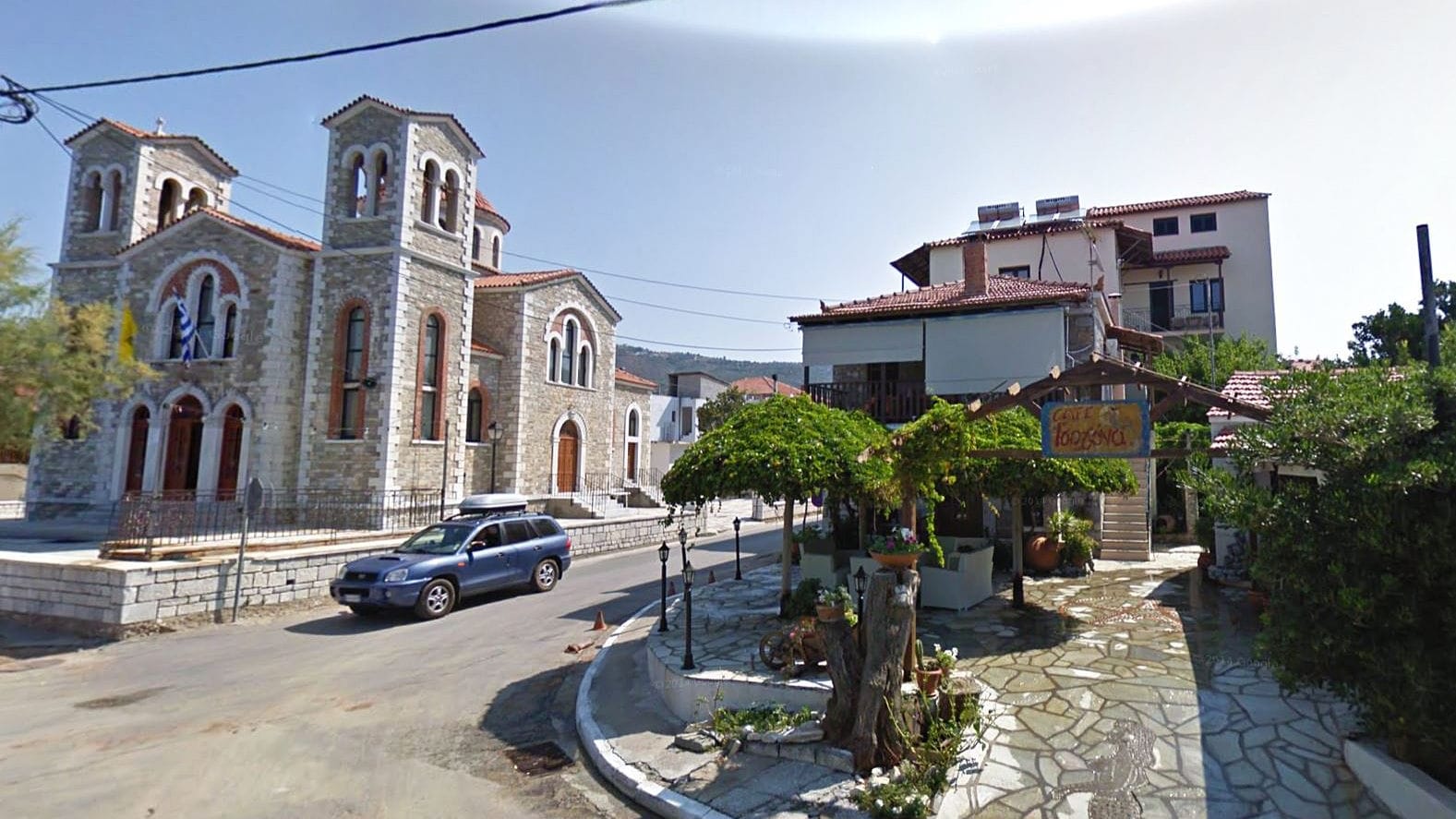 Ortszentrum von Milina (Archivbild): Eine 58-Jährige aus Deutschland wurde in dem mittelgriechischen Ort tot aufgefunden. Ortszentrum von Milina (Archivbild): Eine 58-Jährige aus Deutschland wurde in dem mittelgriechischen Ort tot aufgefunden.
