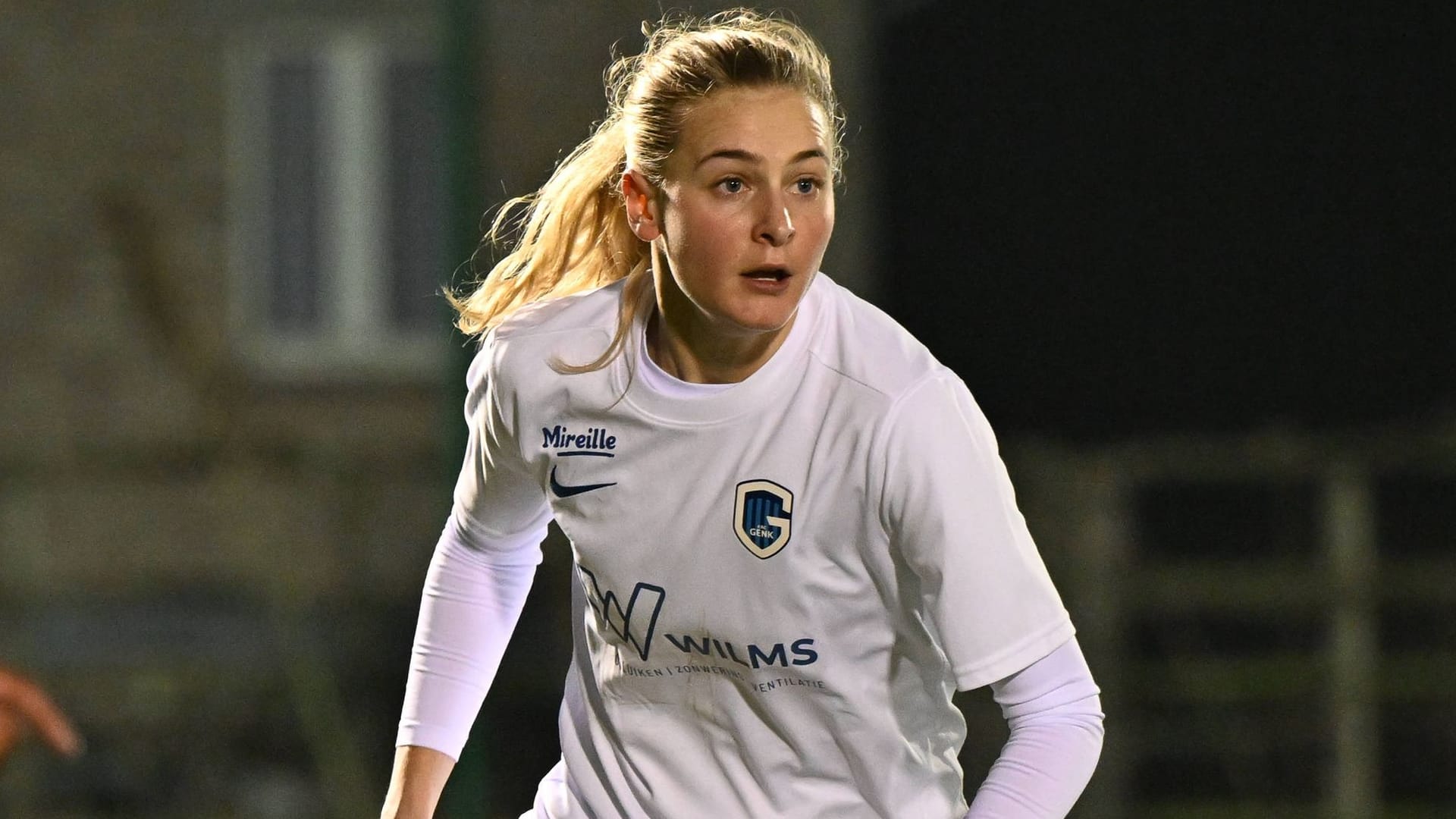 Sofie Vendelbo im Trikot von Genk.