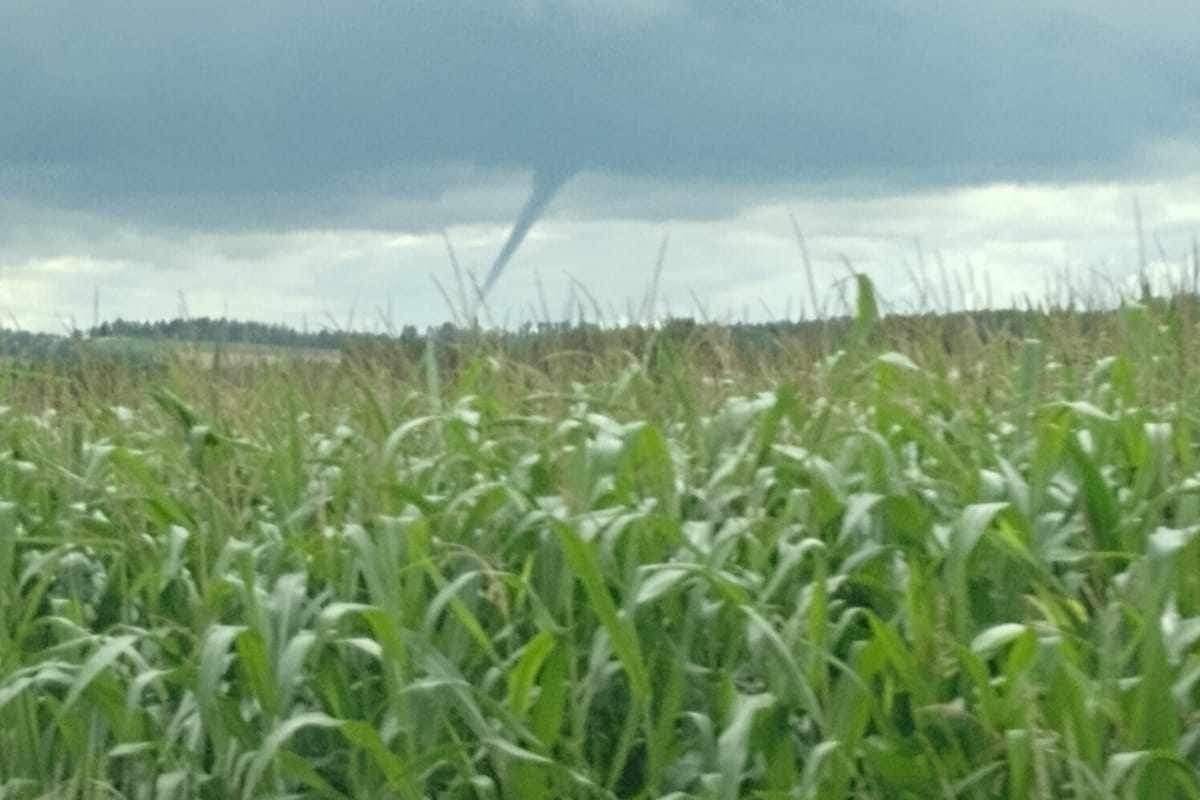 Diese Wolkenformation war am Himmel über dem Landkreis Bayreuth zu sehen: Sie ähnelt einem Tornado.