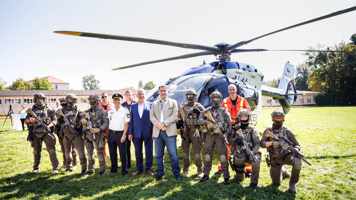 Am Dienstag stellte das bayerische Innenministerium den neuen Polizei-Helikopter vor.