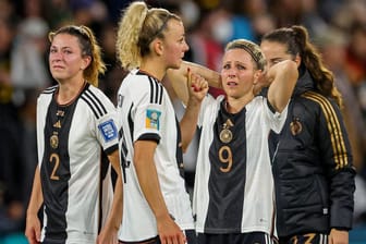 Fassungslos: Die deutsche Nationalmannschaft nach dem WM-Aus gegen Südkorea.