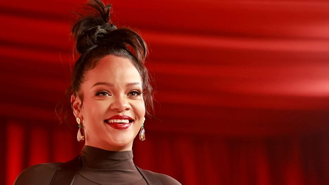 Rihanna: Die Sängerin hat sich bislang nicht zu den Schlagzeilen geäußert.