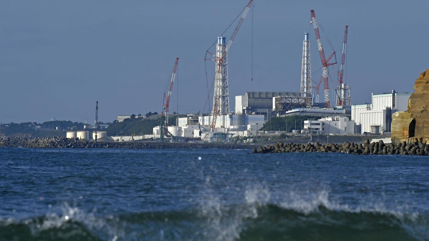 Das stillgelegte AKW Fukushima Daiichi in Japan: Zwölf Jahre nach der Reaktorkatastrophe soll das Kühlwasser abgelassen werden - in den Pazifik.