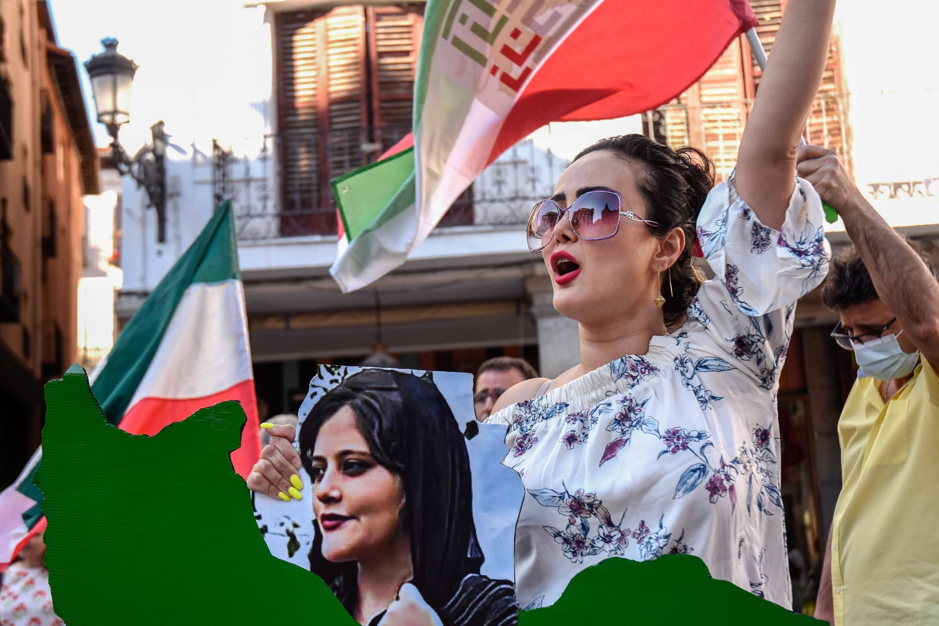 Proteste gegen das iranische Regime: In unfairen Prozessen werden Menschen zum Tode verurteilt.