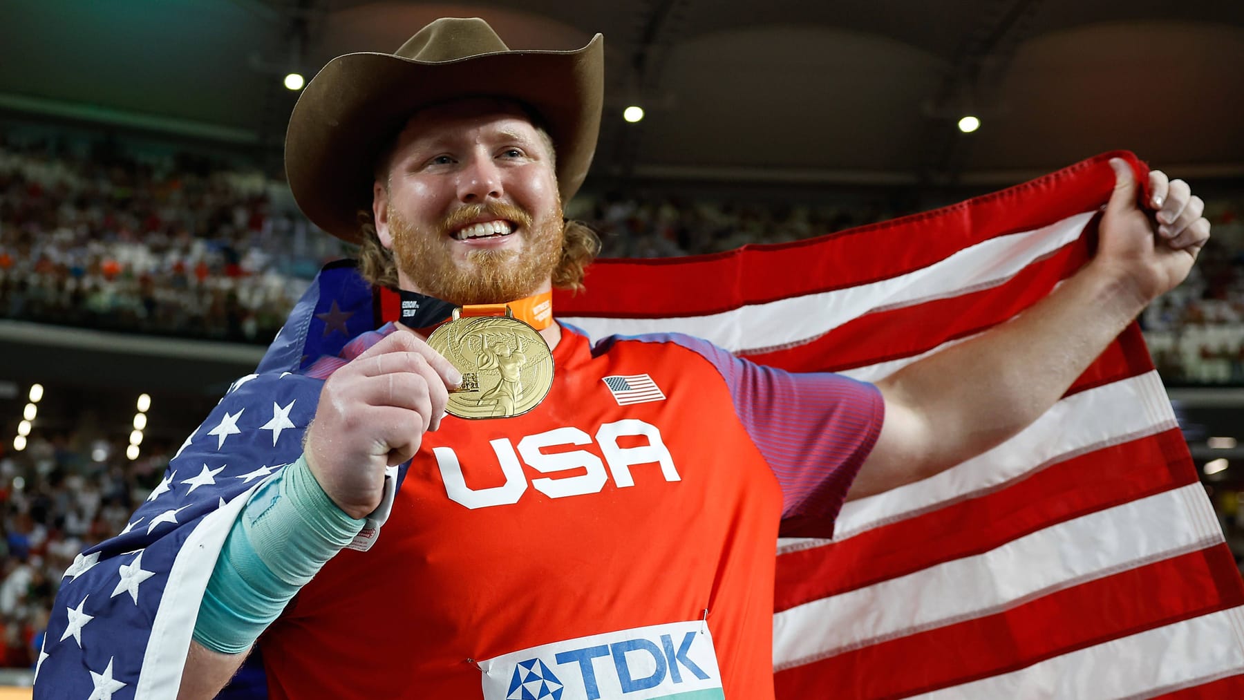 LeichtathletikWM Nach Blutgerinnseln Ryan Crouser holt KugelGold