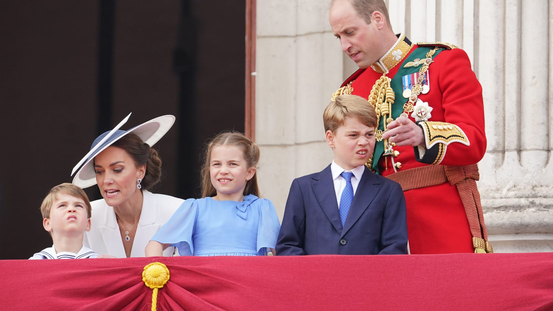 Die Thronfolgerfamilie: Prinz Louis, Prinzessin Kate, Prinzessin Charlotte, Prinz George und Prinz William