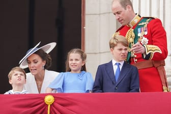 Die Thronfolgerfamilie: Prinz Louis, Prinzessin Kate, Prinzessin Charlotte, Prinz George und Prinz William