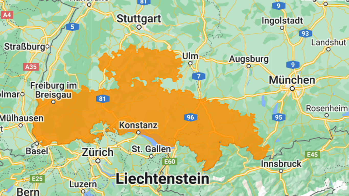 Warnung im Süden Baden-Württembergs: In der Nacht warnte der DWD in den orangemarkierten Gebieten vor Starkregen.