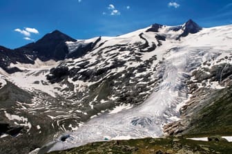 Schlatenkees-Gletscher (Archivbild): Durch das Abschmelzen der Alpengletscher werden immer wieder Leichenteile gefunden.