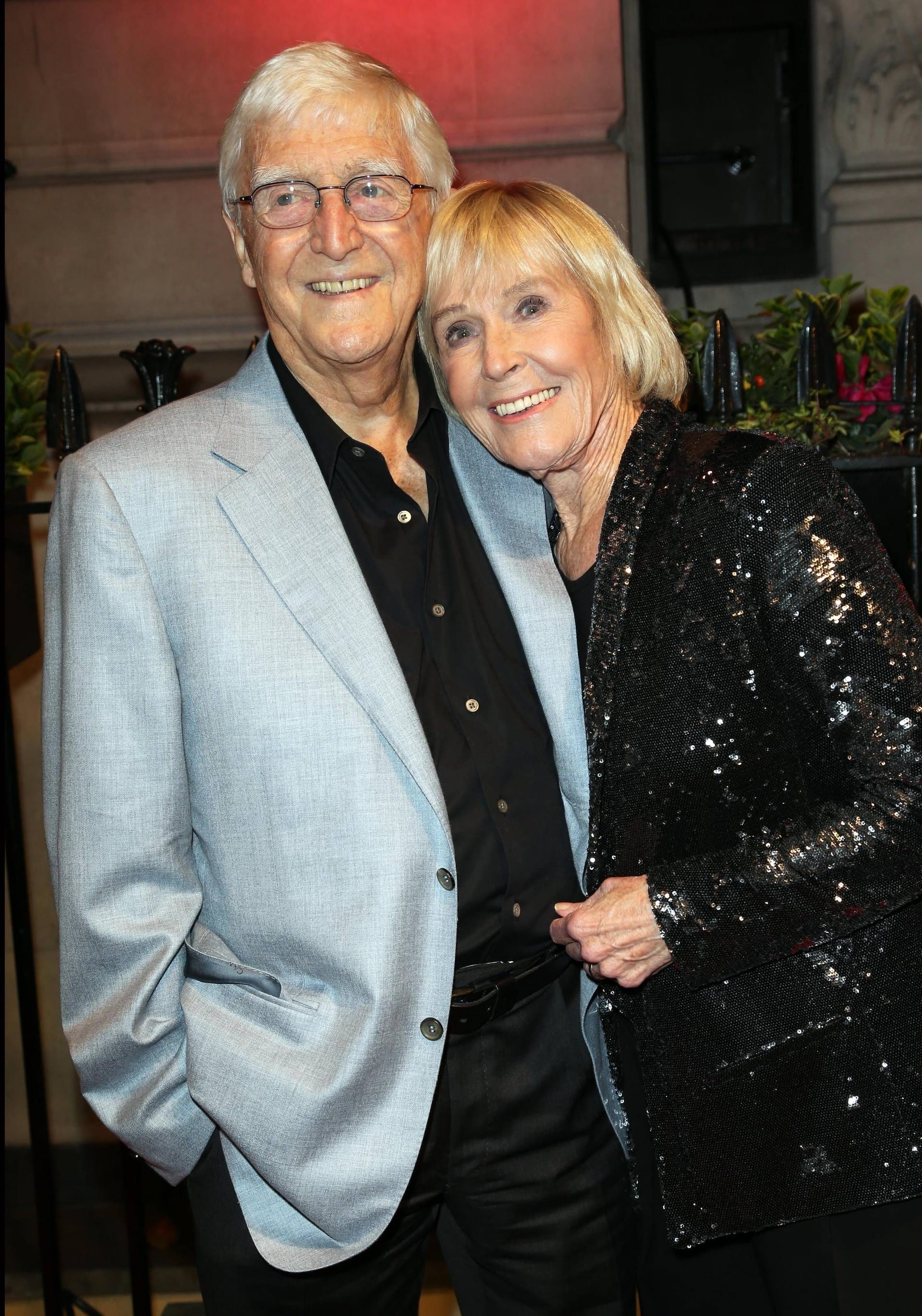Michael Parkinson 2013 mit seiner Frau Mary.