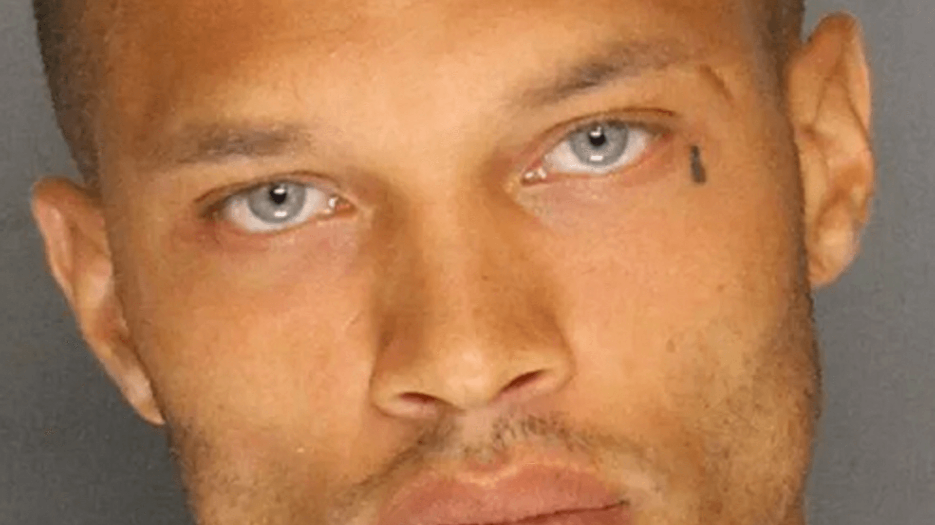 Jeremy Meeks im Juni 2014 wegen unerlaubten Waffenbesitzes