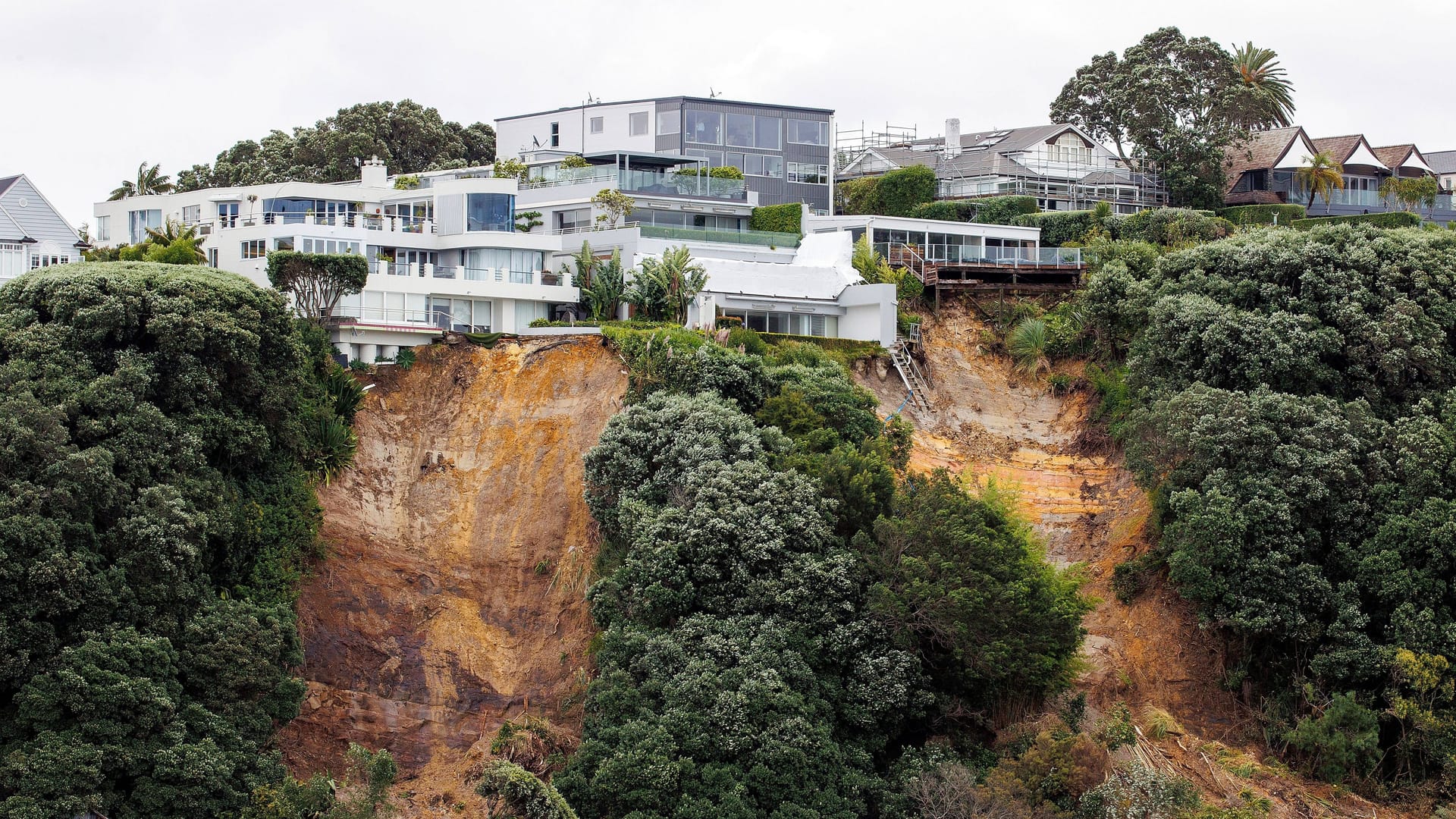 Erdrutsch nach Zyklon Gabrielle in Auckland: Die Stadt im Norden des Landes wurde im Frühjahr gleich doppelt getroffen.