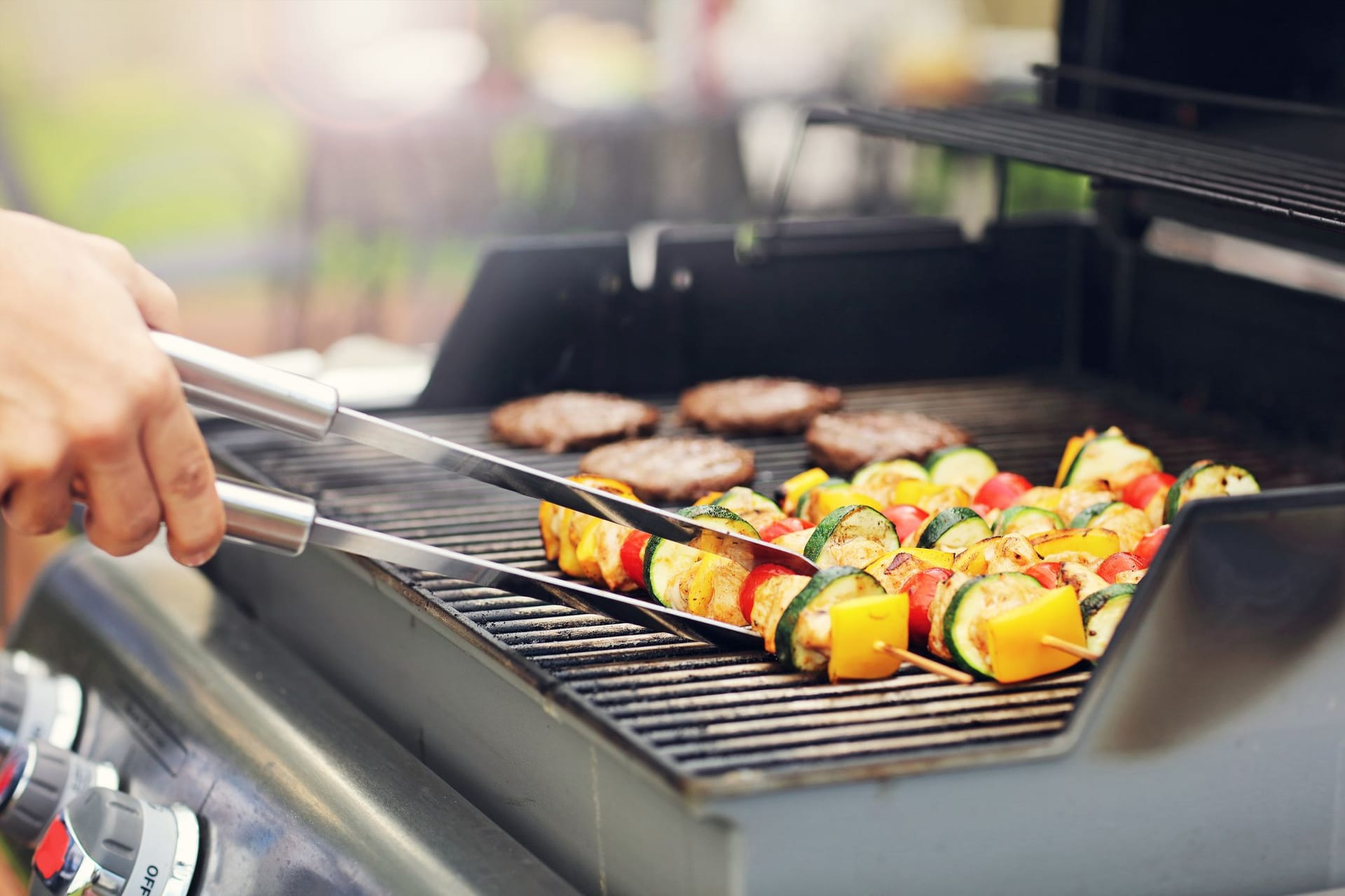 Amazon bietet Gasgrill von Char-Broil mit 20-Prozent-Gutschein an. (Symbolbild)