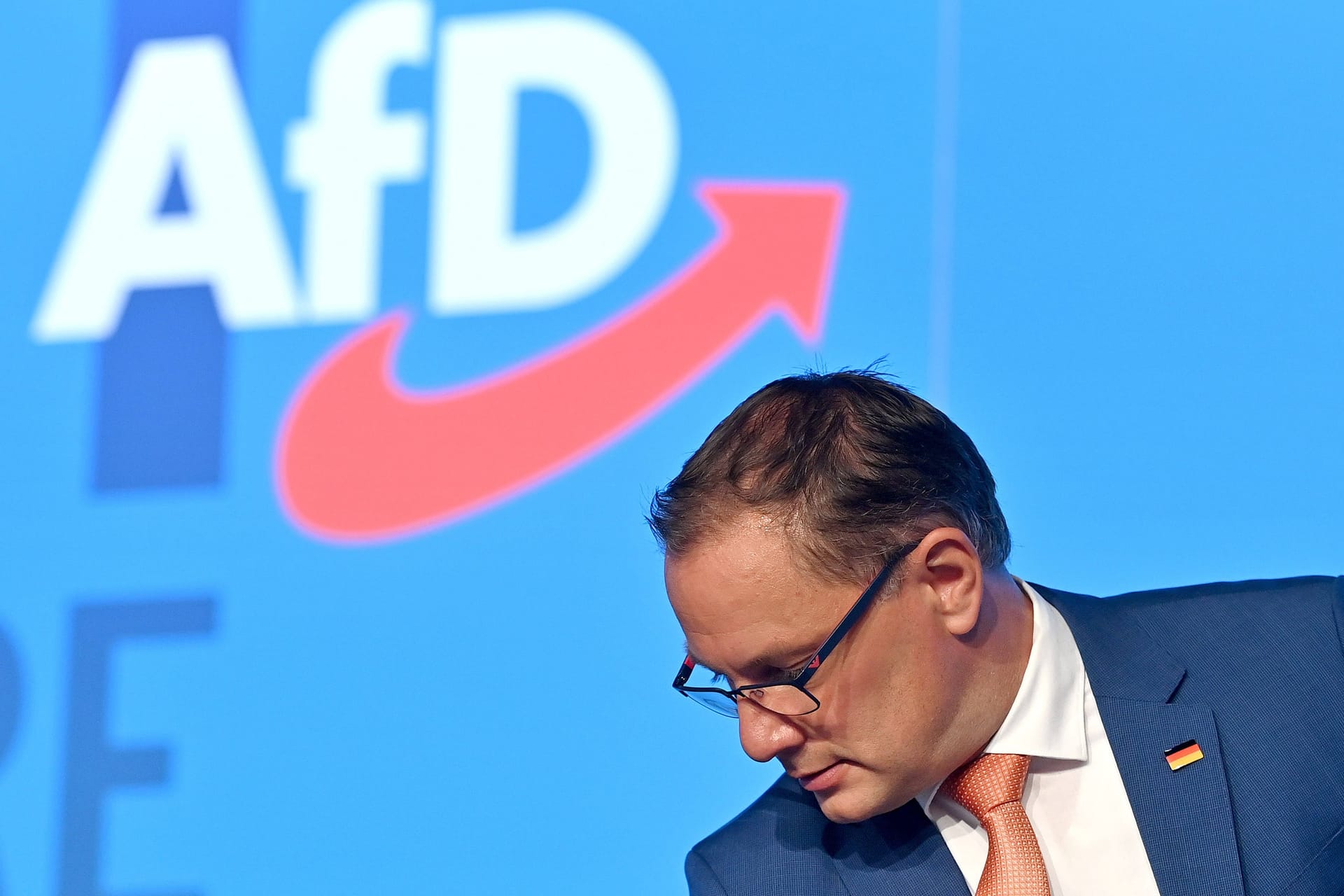 Parteichef Tino Chrupalla beim Parteitag der AfD Ende Juli 2023: "Bereit für mehr" ist das aktuelle Motto der Partei.