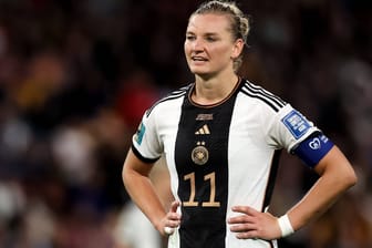 Alexandra Popp: Die Kapitänin der deutschen Nationalelf hat sich auf Instagram gemeldet.