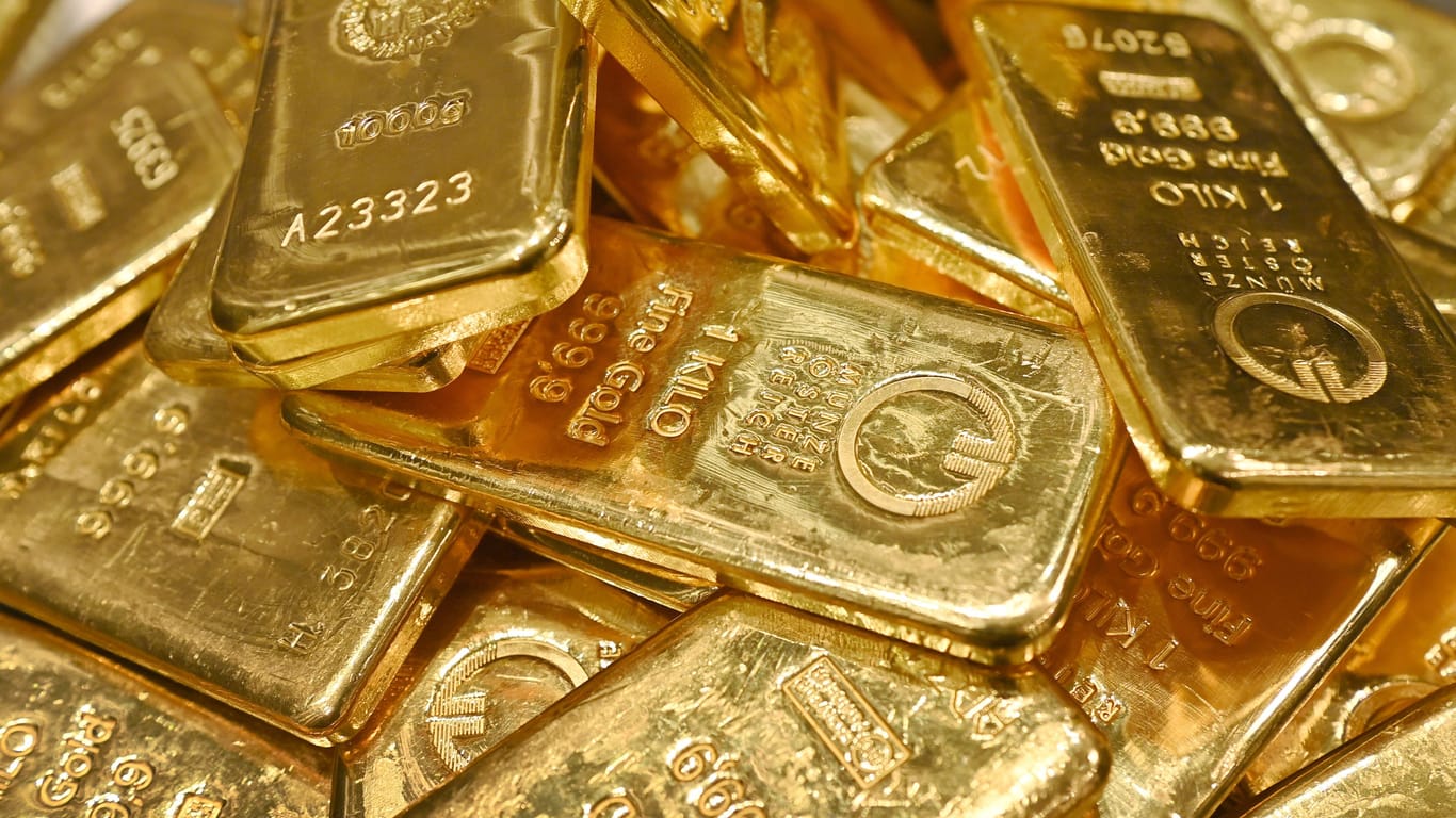 Goldbarren (Symbolbild): In einem Schweizer Zug wurden vor drei Jahren Goldbarren zurückgelassen.