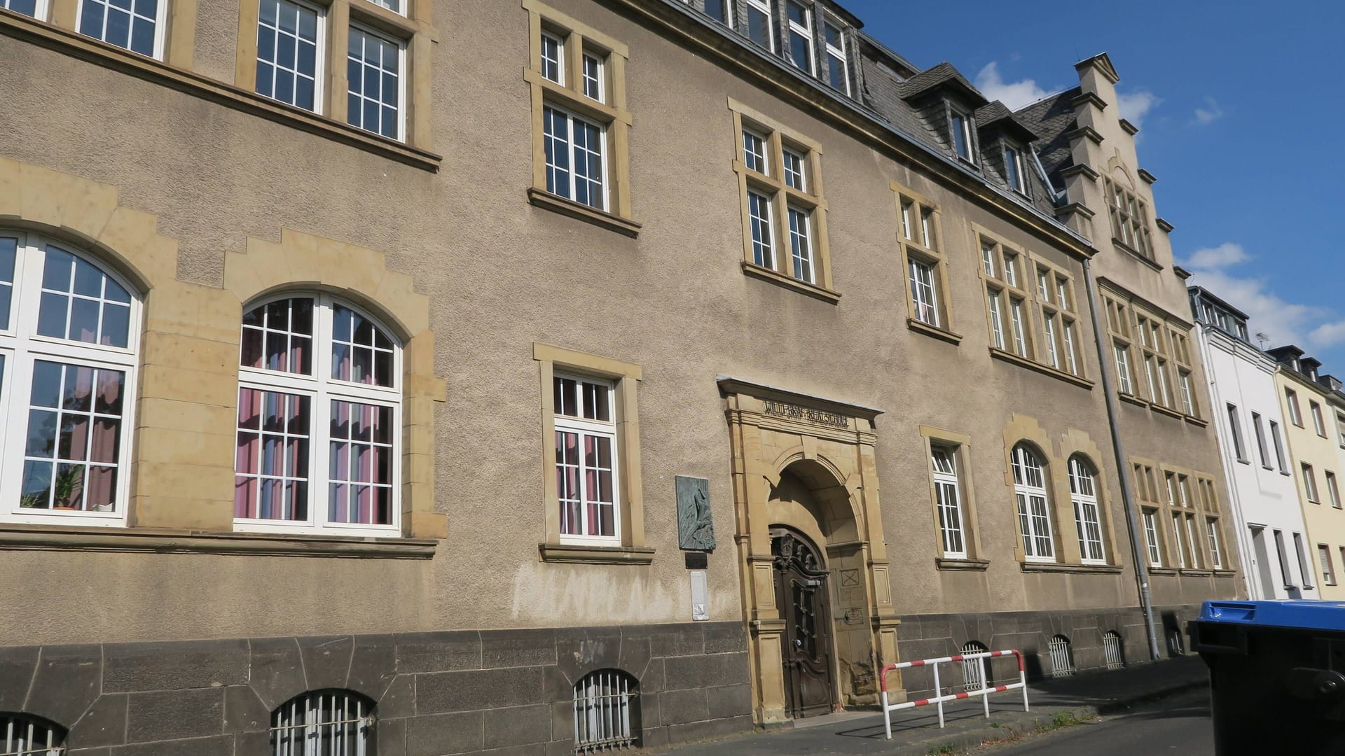 Gesamtschule Euskirchen (Archivbild): Die Rettungskräfte wuschen den Kindern die Augen aus.