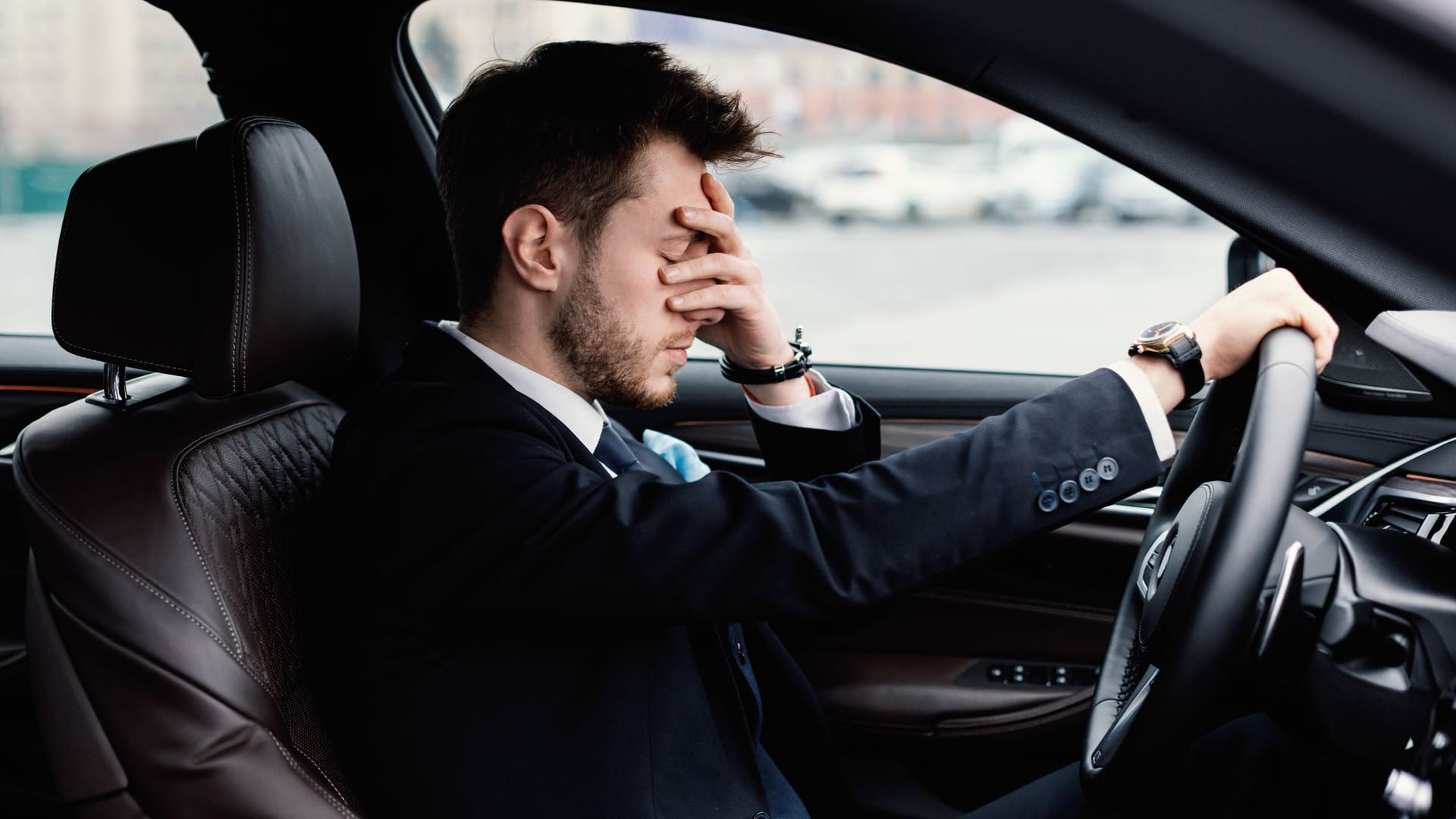 Das Bußgeld für Fahren ohne Führerschein beträgt 10 Euro.