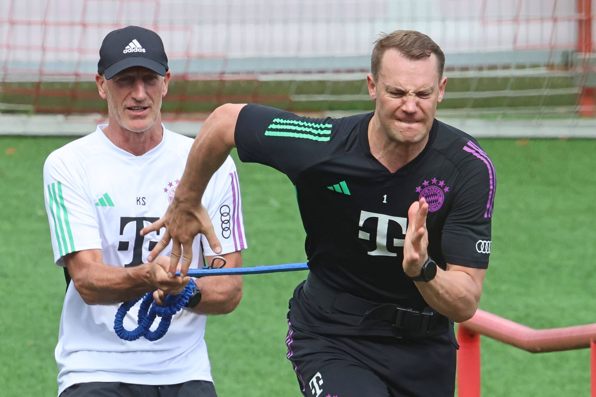 Manuel Neuer im Training: Wann kehrt der Keeper ins Bayern-Tor zurück?