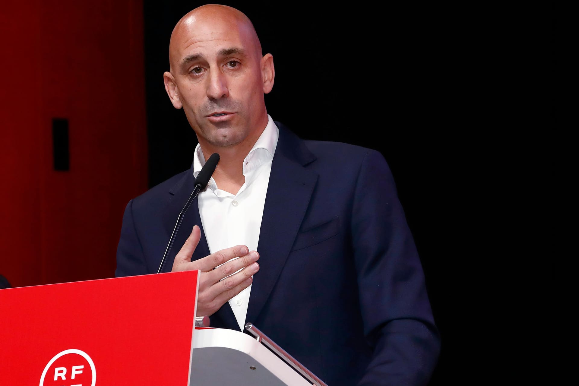 Luis Rubiales: Der spanische Verbandschef will seinen Job nicht abgeben.