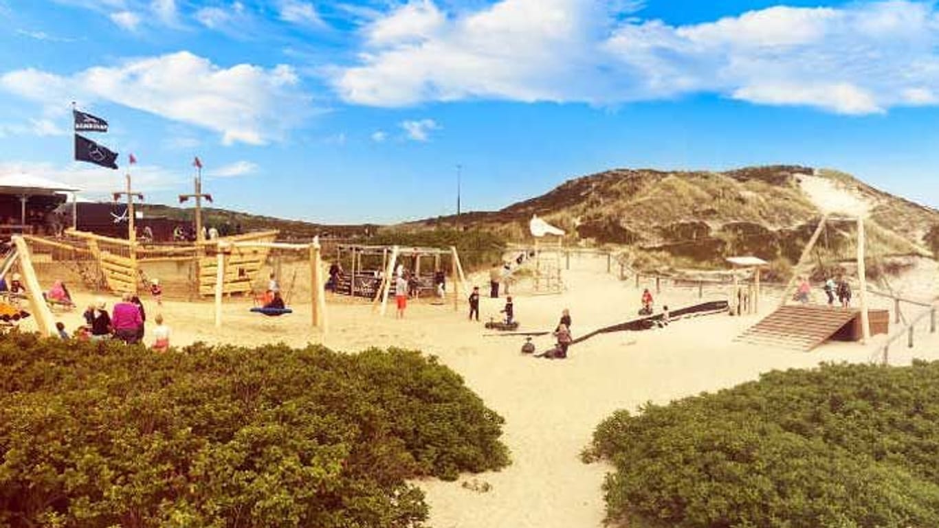 Spielplatz vor der Sansibar auf Sylt