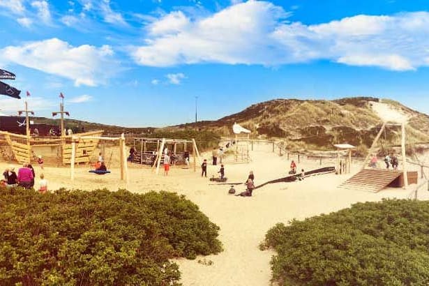 Spielplatz vor der Sansibar auf Sylt