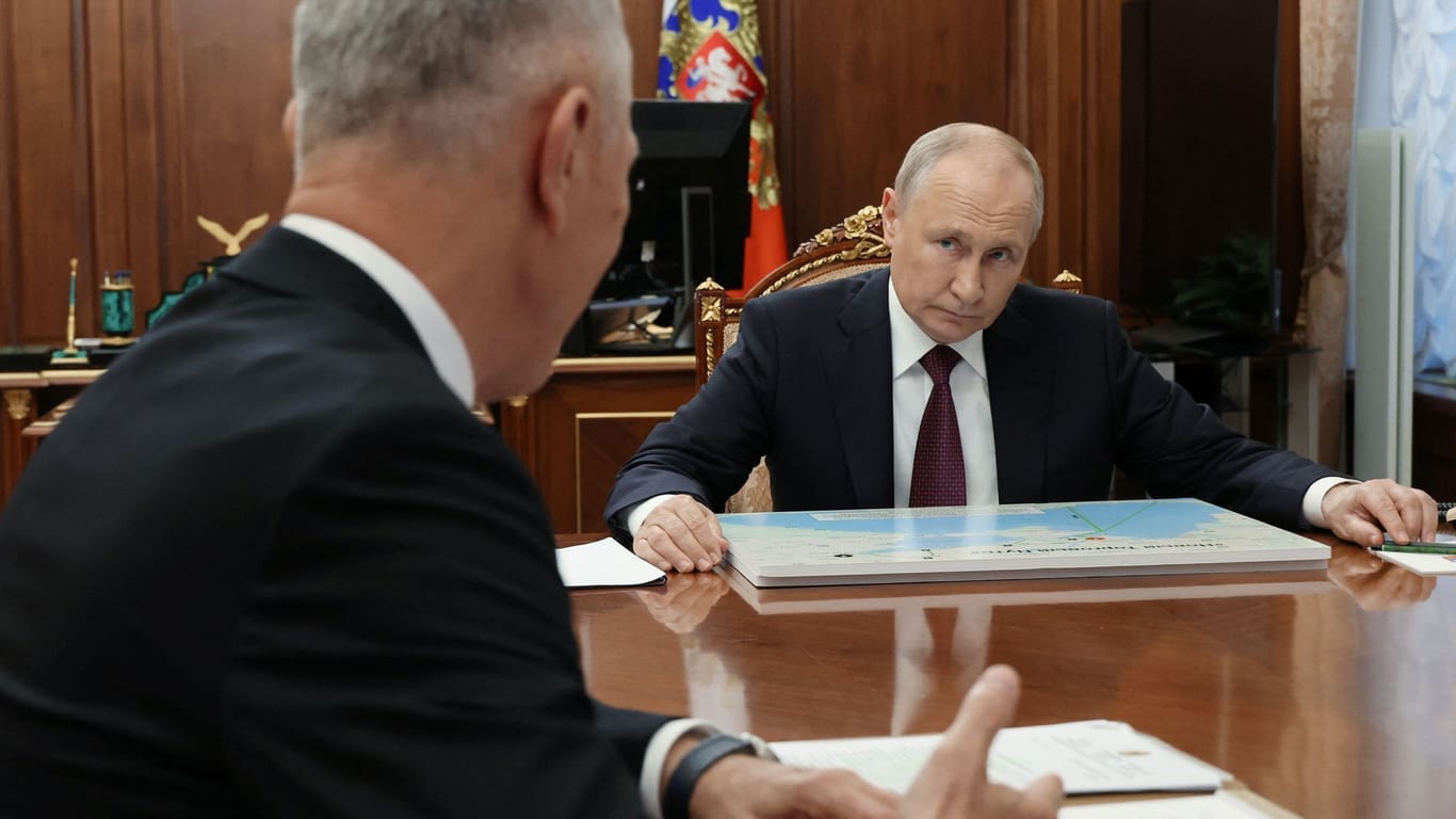 Diktator Putin streitet eine Mitschuld an Prigoschins Tod ab.