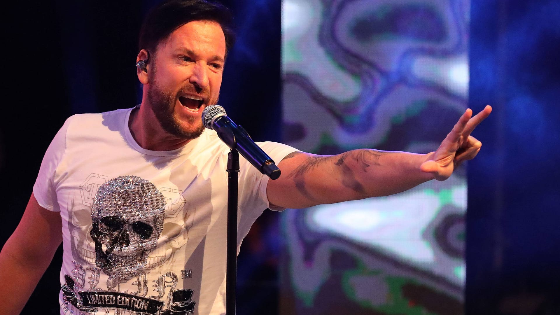 Michael Wendler: Er will wieder vor deutschen Fans singen.