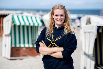 Strandwärterin Larissa Fichtner auf Wangerooge